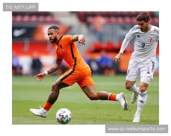 4球9助攻！19岁荷兰新带刀后卫荷甲横空出世，5大欧洲豪门疯抢，最强荷兰后卫